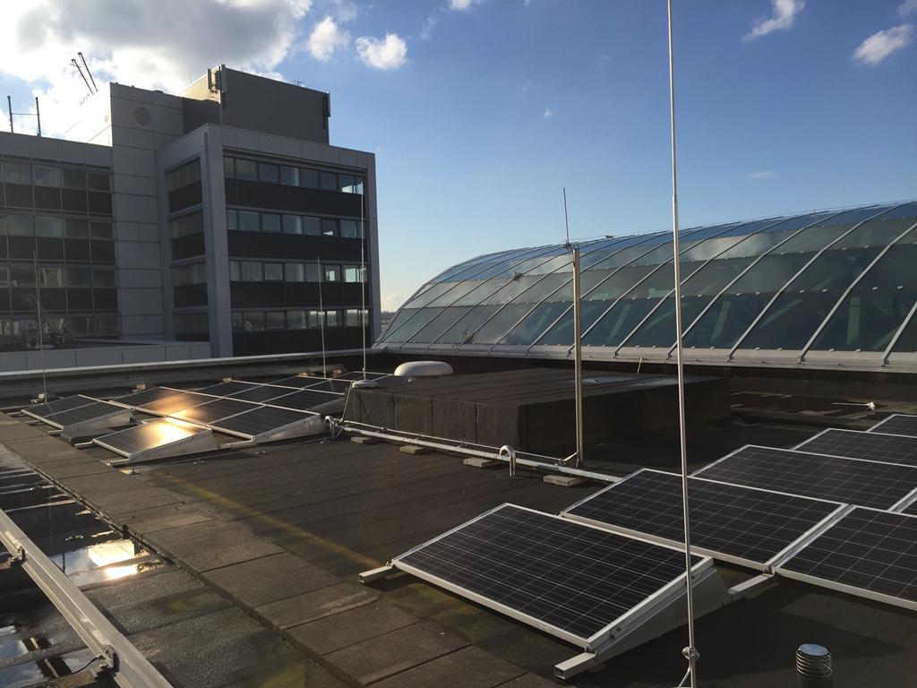 bliksemafleiders geven schaduw