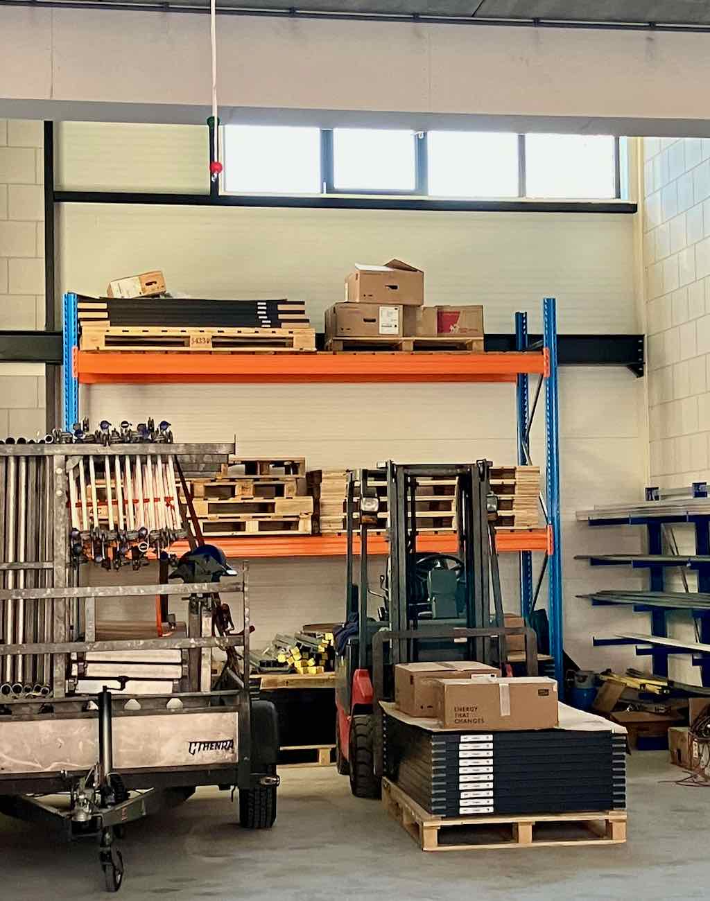 Aan het eind van de week ligt er niet veel meer in de nieuwe loods