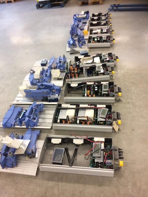 Serie defecte Mastervolts wachtend op reparatie