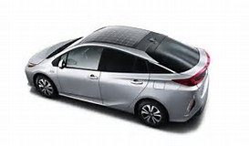 toyota met zonnepaneel